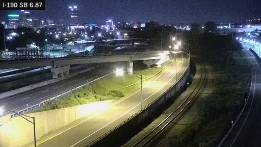 Live traffic camera view: Peace Bridge southbound, Buffalo (US-Canada border), sourced from 511NY