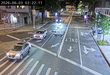 Live traffic camera view: Holland Tunnel approach at Canal St, sourced from NYC DOT